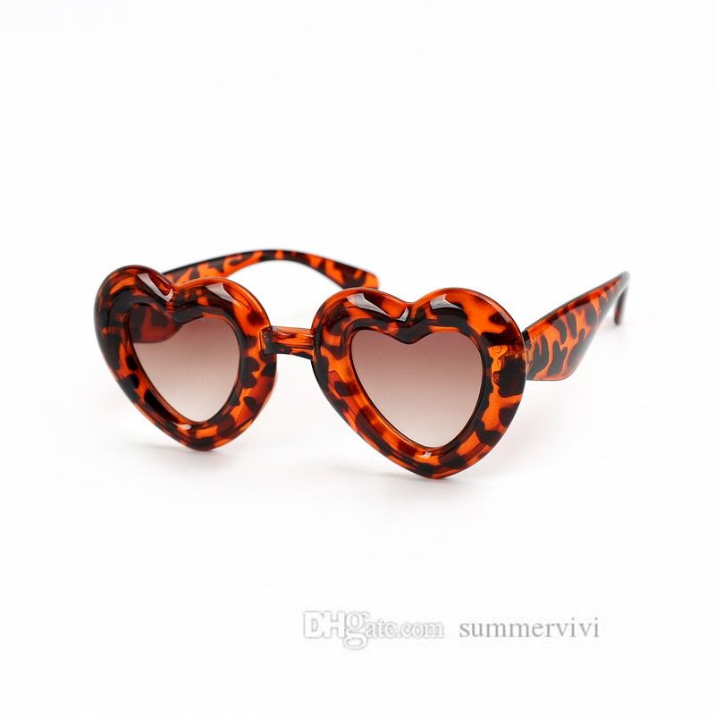 Summer Girls candy color love heart sunglass INS polarizing sunglasses kids leopard grain frame eyeglasses children beach sunblock Z3104 Z260305
