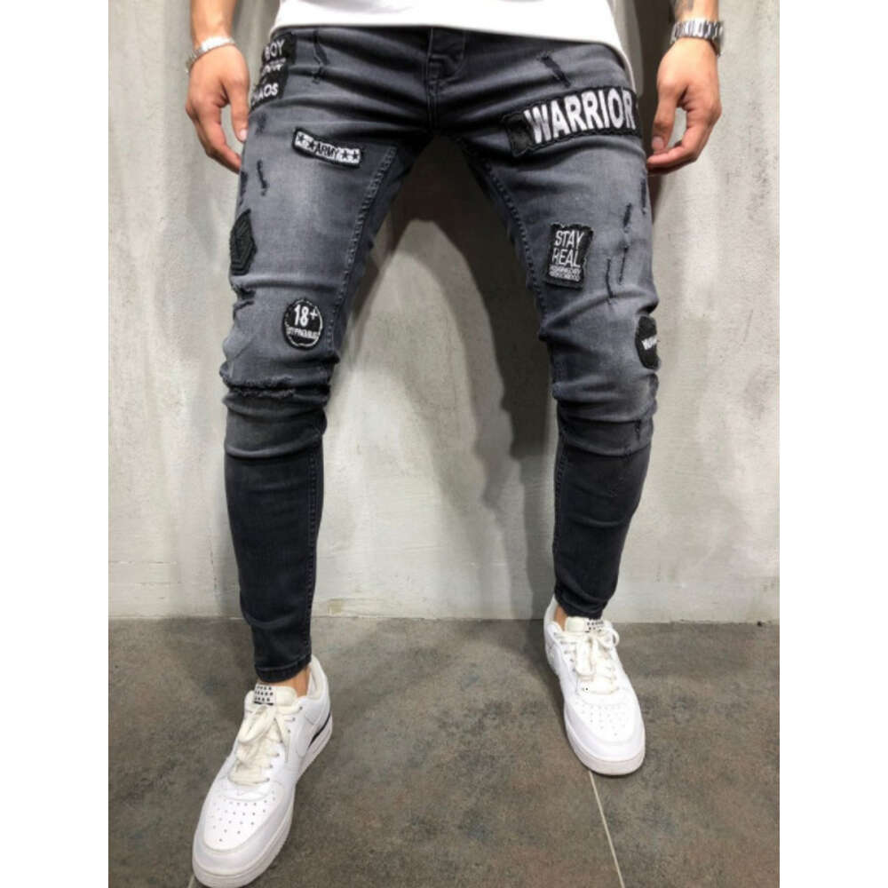 New Tight Jeans with Black Hole Emblem Sticker Small Feet Denim Men's Pants