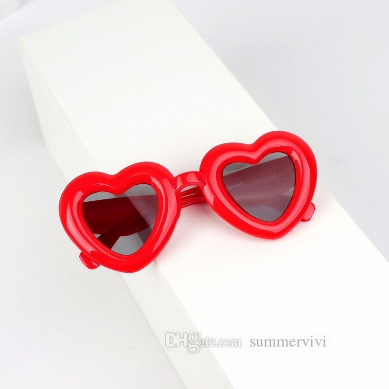 Summer Girls candy color love heart sunglass INS polarizing sunglasses kids leopard grain frame eyeglasses children beach sunblock Z3104 Z260305