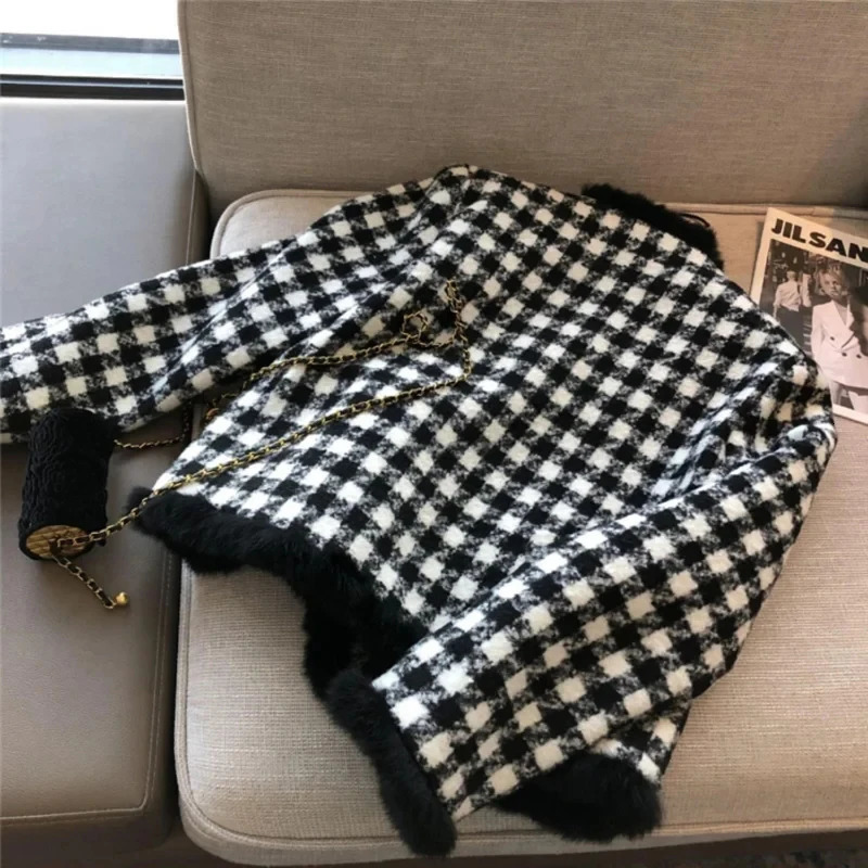 Vintage Fleece Plaid Tweed Jacket Women Faux Fur Patchwork Cropped Coat Winter Korean Elegant Velvet Thick Warm Short Outerwear 240307