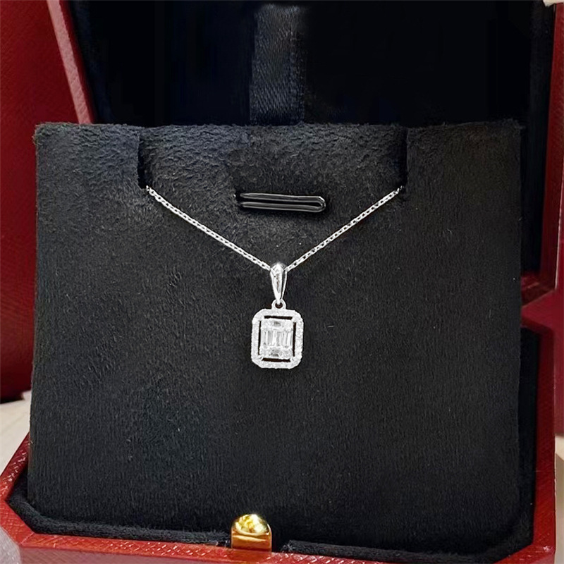 Ins Simple Fashion Heart Pendant Sparkling Luxury Jewelry 925 Sterling Silver Princess Cut White 5A Zircon CZ Diamond Multi Style Women Beach Clavicle