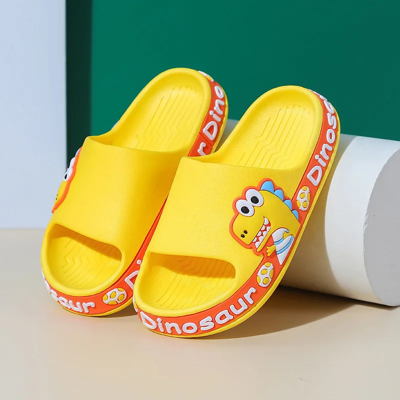 Kids Slippers for Boys Solid Color Summer Beach Indoor Baby Slippers Cute Girl Shoes Home Soft Non-Slip Children Slippers 240318