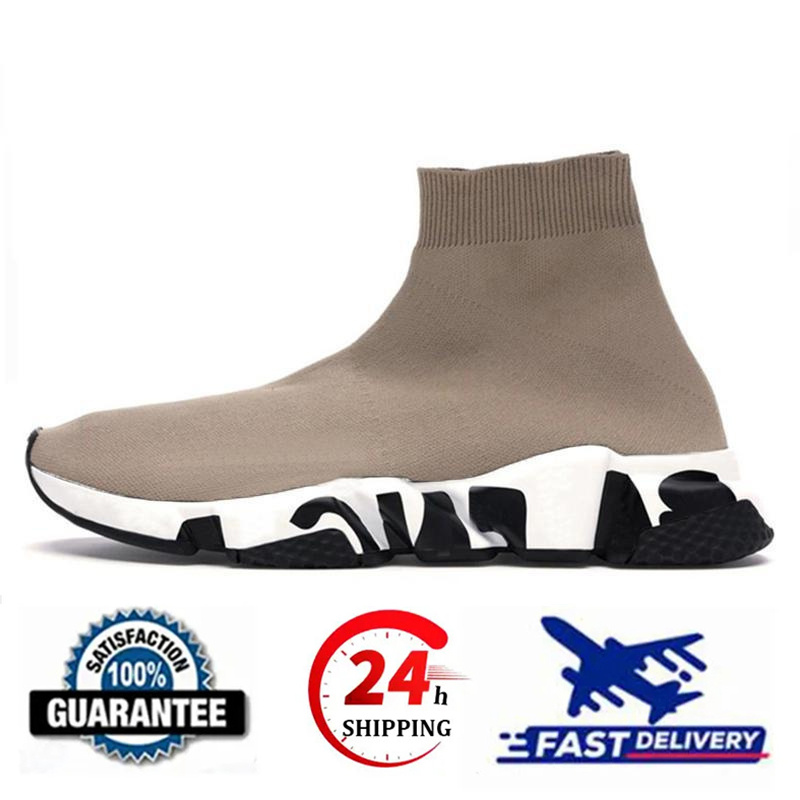 Desiger Sock Shoes Graffiti White Black Red Beige Pik Clear Sole Lace-up Neo Yellow Socks Speed Ruer Traiers Flat Patform Slip O Seaker for Me Ad