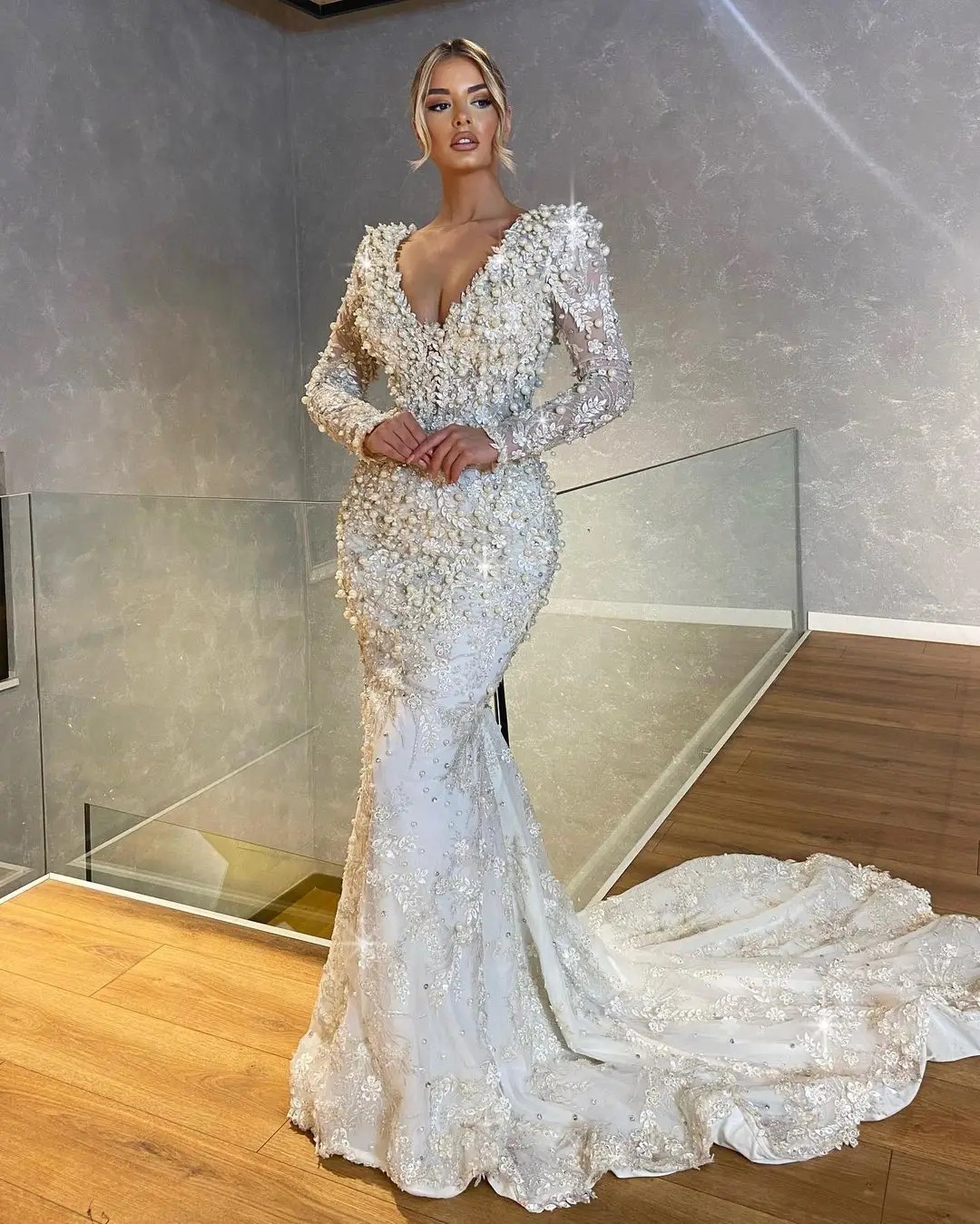 Exquisite Wedding Dress Pearls Appliques Bridal Gowns Custom Made V Neck Long Sleeve With Detachable Train Vestido De Novia 0219