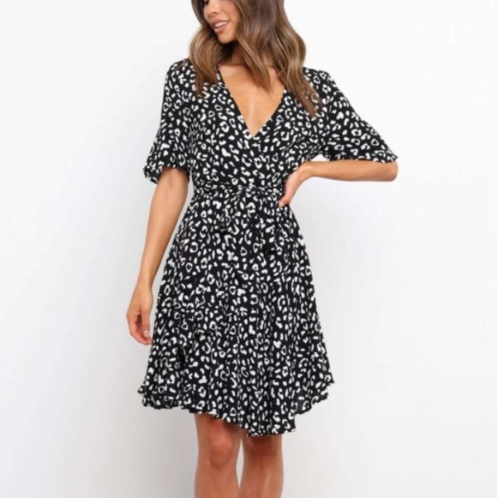 2024 Spring New Short Sleeved Printed Waist Tied Mid Length Dress