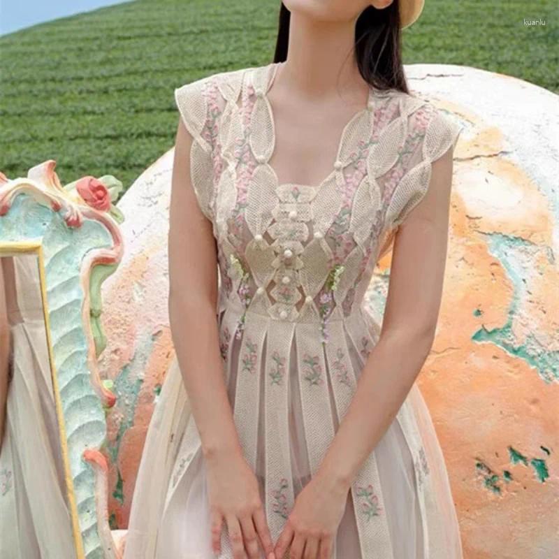 Casual Dresses Spring Summer Lace Embroidery Elegant Dress V-neck Sleeveless Sweet Floral Pleated Heavy Industry Luxury Wedding Women