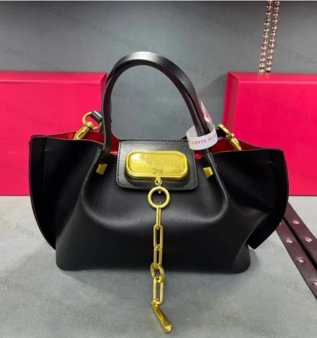 2024 Designer clutch Bag tote handbags black purse women Chain hobo shoulder Messenger Metal Lock wallet leather Crossbody bag Luxury cowhide makeup clutch
