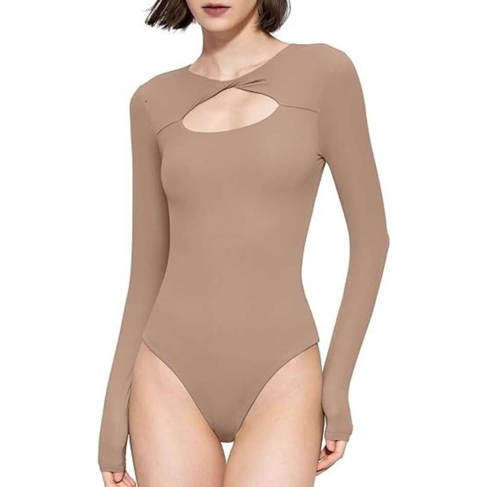 One Piece Underwear That Compresses Abdomen, Lifts Buttocks, and Shapes the Tight Fitting Long Sleeved Slimming Suit. Beautiful Body Shaping with A Bo