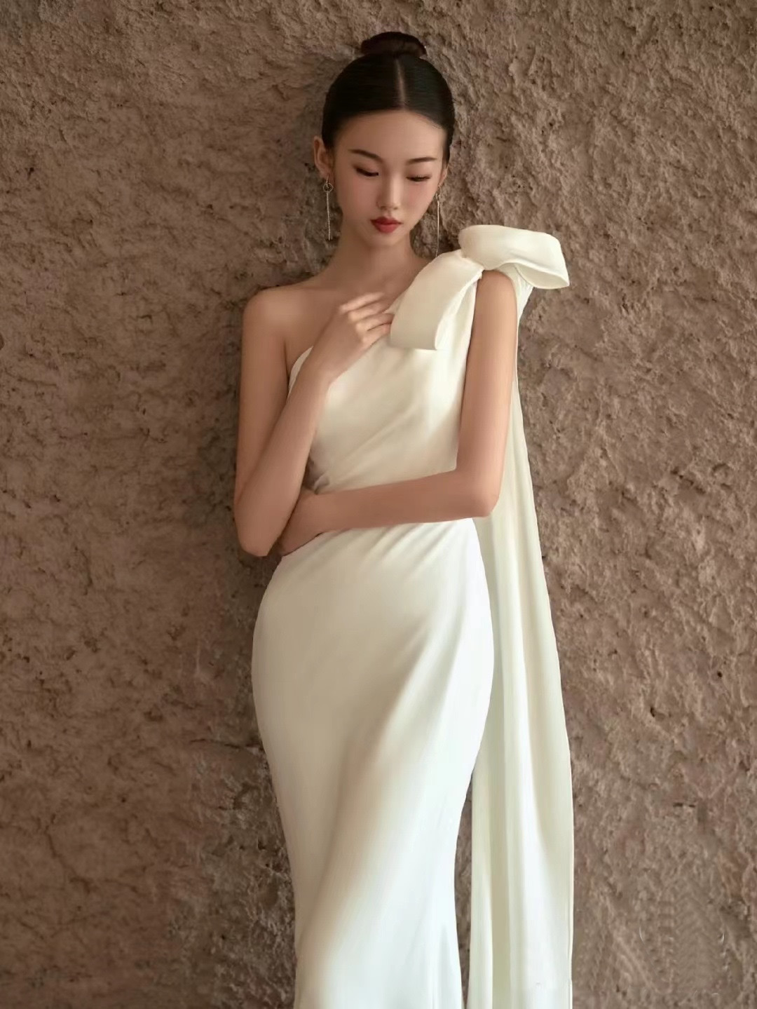 Mermaid Gorgeous Wedding Dresses New Sexy One Shoulder Wed Dress Appliques Sweep Robe De Mariee Long Train Satin Custom Made Plus Size Bridal Gowns