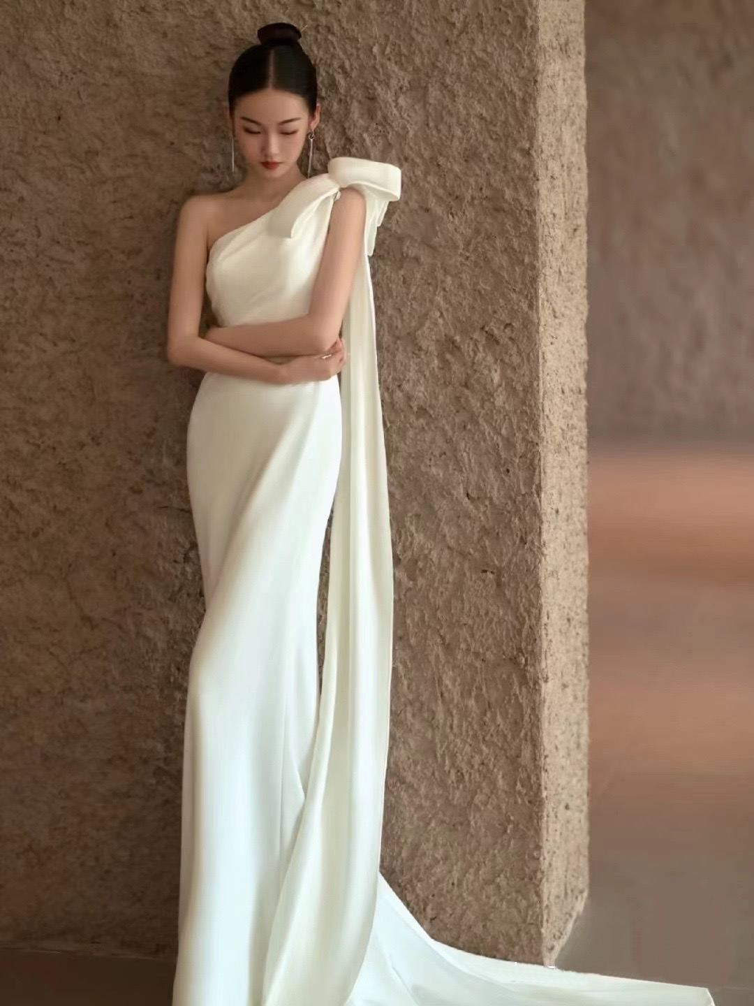 Mermaid Gorgeous Wedding Dresses New Sexy One Shoulder Wed Dress Appliques Sweep Robe De Mariee Long Train Satin Custom Made Plus Size Bridal Gowns