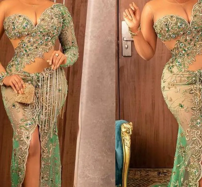 Plus Size Arabic Aso Ebi Urious Beaded Crystals Prom Dresses Lace Sheer Neck Mermaid Evening Formal Party Second Reception Gowns