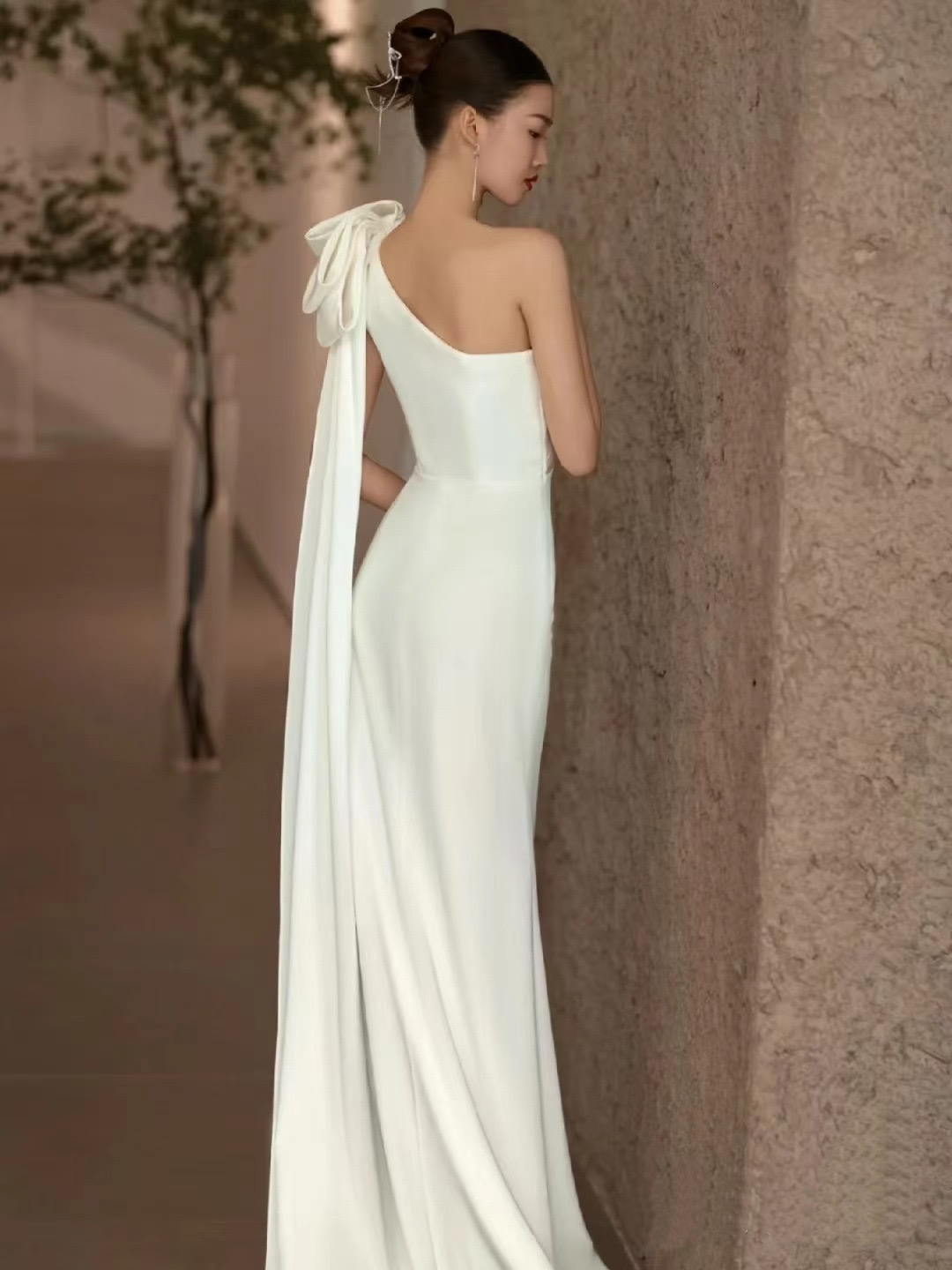 Mermaid Gorgeous Wedding Dresses New Sexy One Shoulder Wed Dress Appliques Sweep Robe De Mariee Long Train Satin Custom Made Plus Size Bridal Gowns