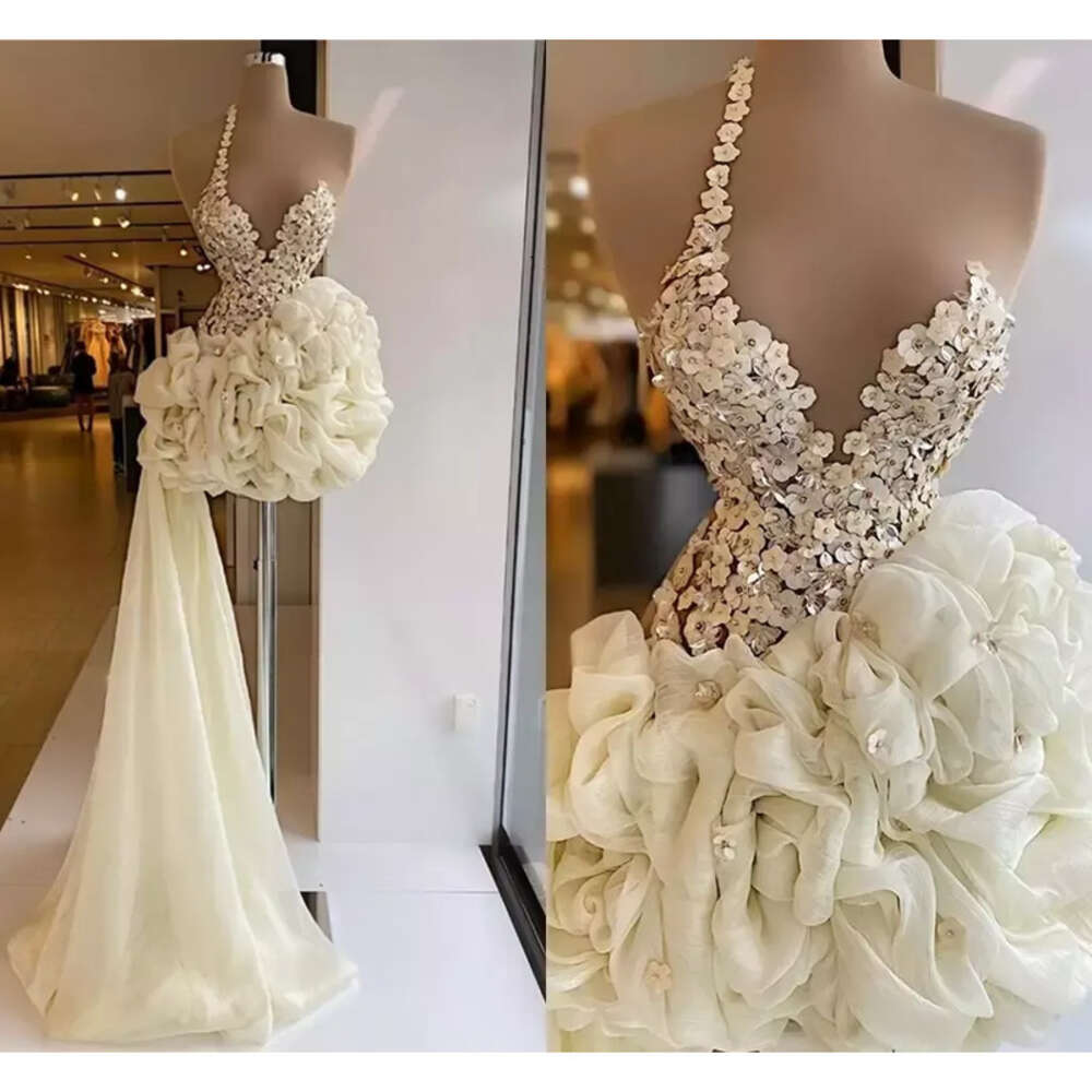 Elegant White Short Ruffles Mini Prom Dress with Detachable Train