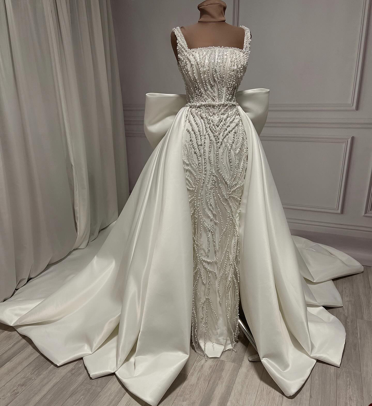 Mermaid Wedding Elegant Dresses Spaghetti Straps Bridal Gowns With Overskirts Pearls Beaded Sequins Slim Custom Made Sleeveless Vestidos De Novia 6660