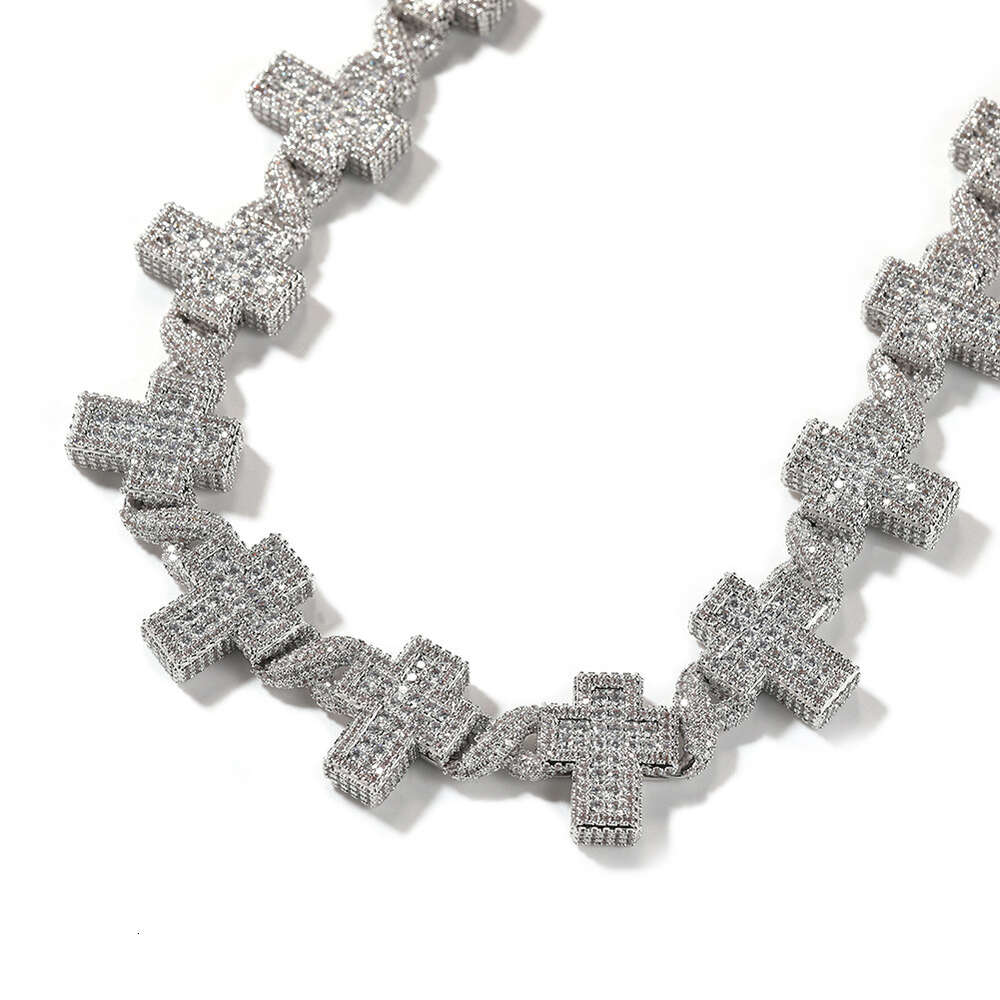 Hip Hop Fashion Creative Copper Inlaid Cubic Zircoian Infinite Cross Necklace Unisex Collar Iced Out Full Diamond Chains Bling Crystal Bijoux Necklace