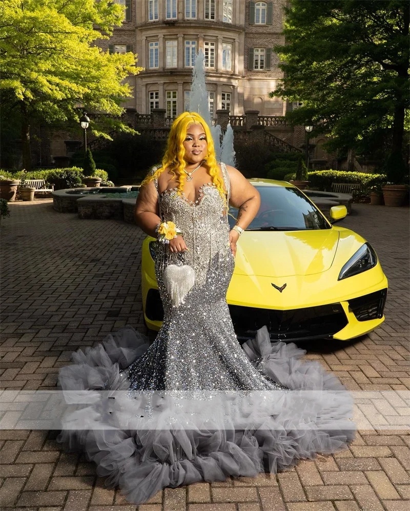 Sparkly Sier Prom Dress For Black Girls Plus Size Glitter Sequin Crystal Rhinestones Ruffle Bead Evening Party Gown 0431