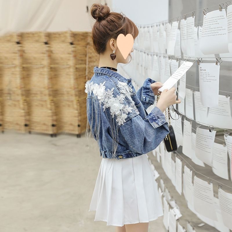 New Spring and Autumn Street Style Holes Denim Jackets for Women Cartoon Diamonds Jean Coats and Jackets Ripped Winbreaker 201109