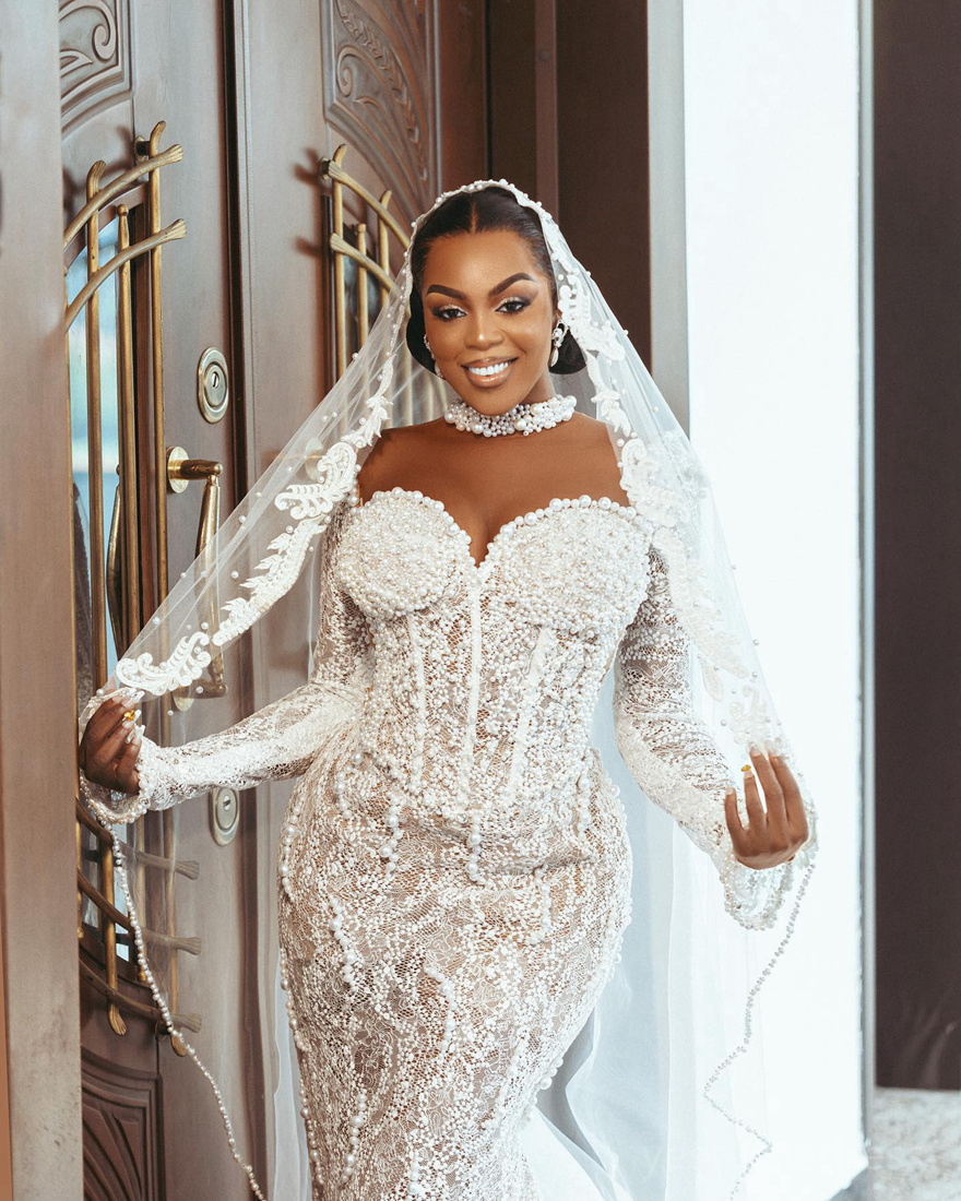 2024 African Mermaid Wedding Dress For Bride Bridal Gowns Illusion High Neck Long Sleeves Beaded Lace Pearls Wedding Gowns for Nigeria Black Women Gir