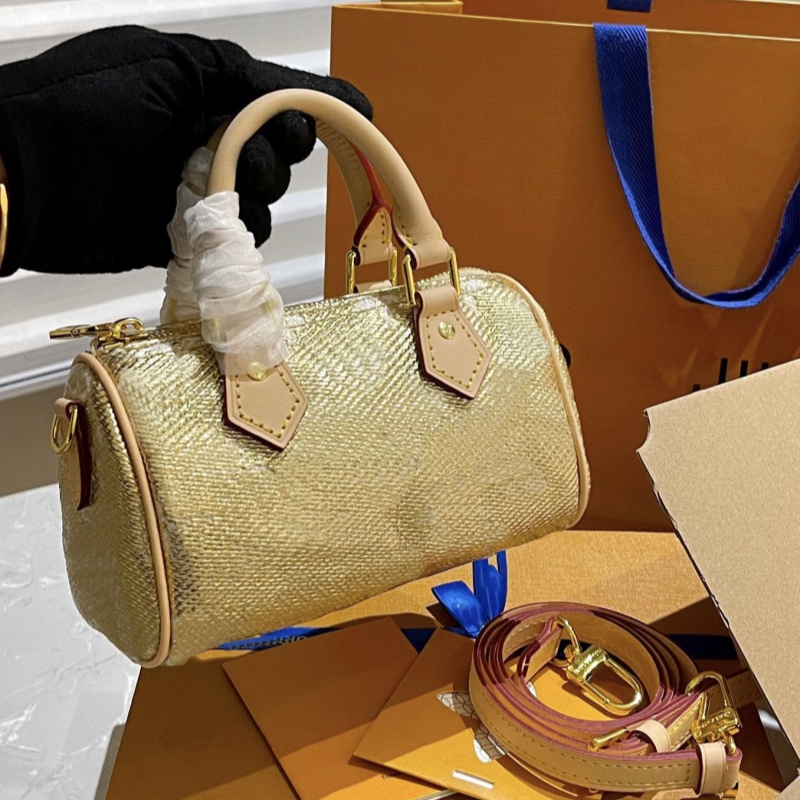 Fashion Nano Mini Gold Shoulder Bag Women Luxury Designer Leather Handbag Shopping Crossbody Totes Lady Wallet Purse
