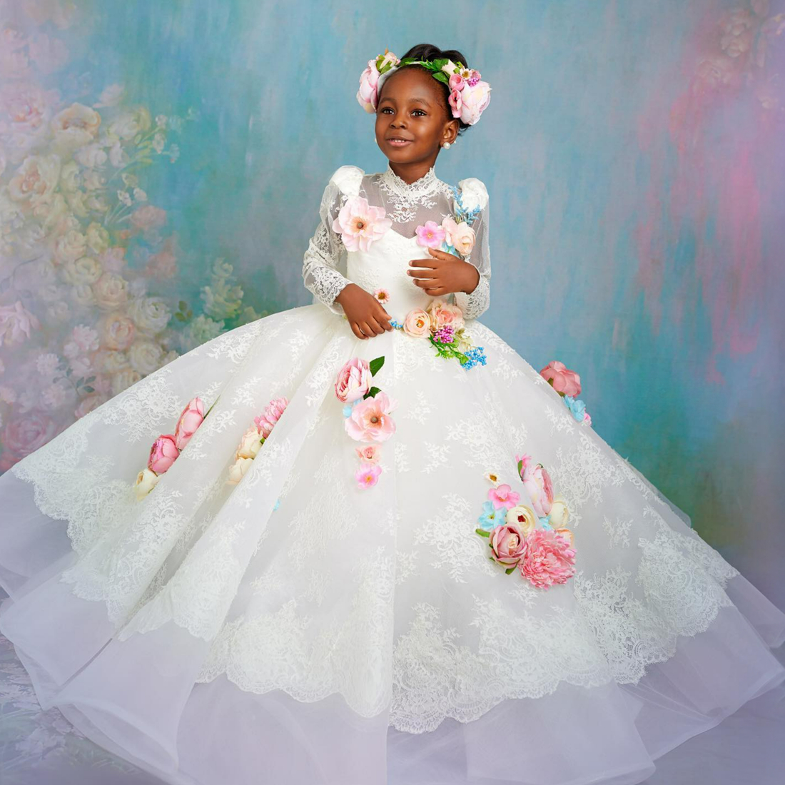 2024 Aso Ebi wer Girl Dresses First Communion High Neck Long Sleeves Ball Gowns Princess Queen Cute Girls Birthday Dress for Special Ocns NF140