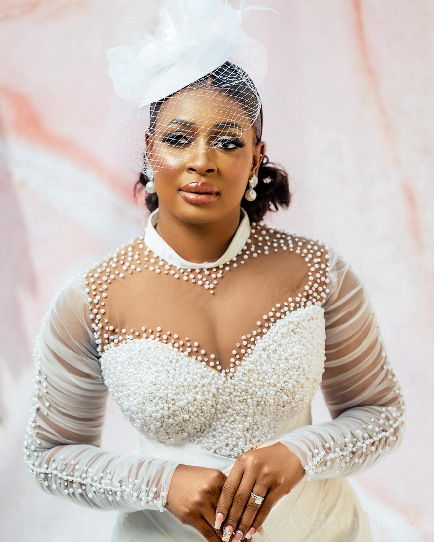 2024 African Short Wedding Dress For Bride Bridal Gowns Illusion High Neck Long Sleeves Beaded Pearls Lace Satin Wedding Gown For Nigeria Black Women 