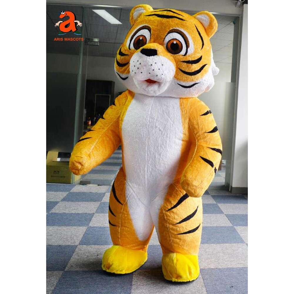 Mascot Costumes 2m/2.6m Iatable Mascot Costume Realistic Tiger Adult Blow Up Suit Theme Park Entertainment Character Dress