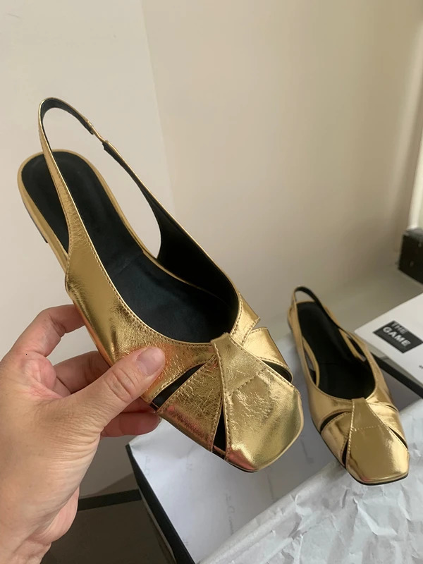 Withered Ins Blogger Retro Cutout Strappy Roman Sandals Women Fashion Ladies Leather Casual Flat Shoes 240321