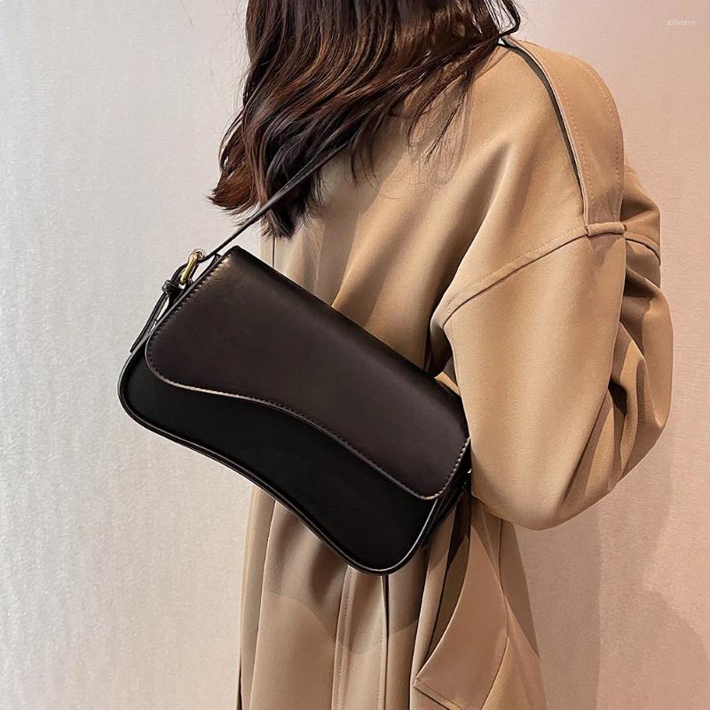 Shoulder Bags Vintage Leather Crossbody For Women 2025 Brand Designer Female Small Flap Underarm Bag Armpit Handbags And Purses New Free Delivery Desi