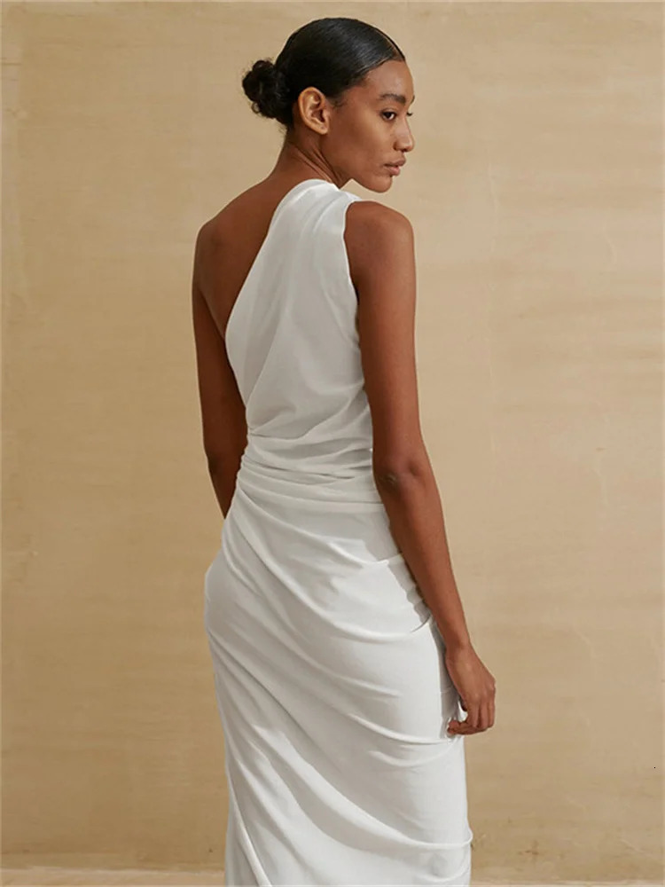 Sexy Oneshoulder Asymmetric Black White Beach Dress Midi Cover Up Woman Swimwear Bikini Tunic Kimono Beachwear Outfit 240320