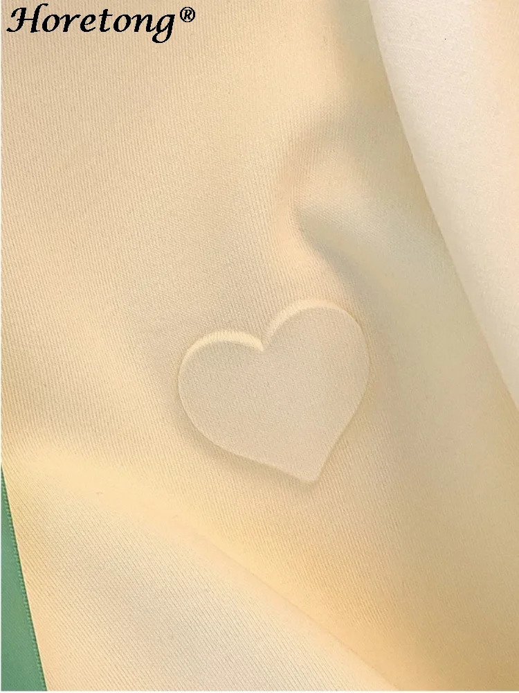 Horetong Hooded Casual Sweatshirt For Women Korean Autumn Winter Heart Embroidered Loose Hoodies Long Sleeve Pullover 240318