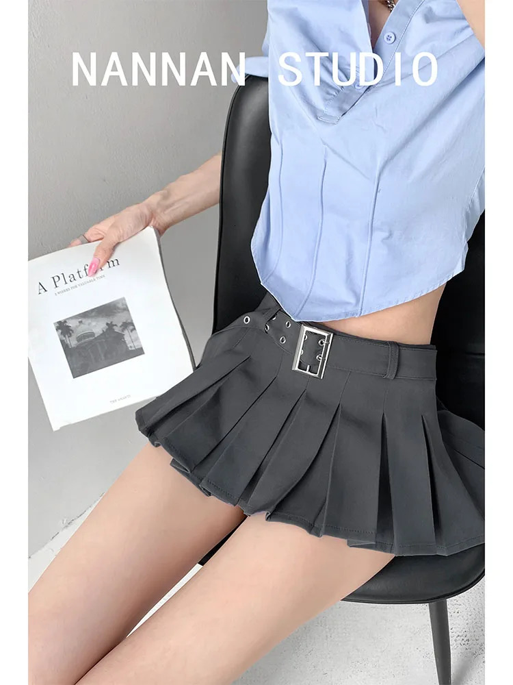 Woman Gyaru Skirt Kpop Mini Aesthetics Pleated Allmatch Aline Preppy Style With Belt Solid Color Casual Knit Cotto 240321