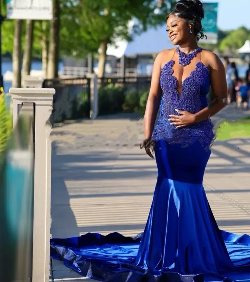 Sexy Royal Blue Veet Vestidos Gala Mermaid Prom Dresses For Black Girls Crystal Robe De Soiree Evening Birthday Party Gowns