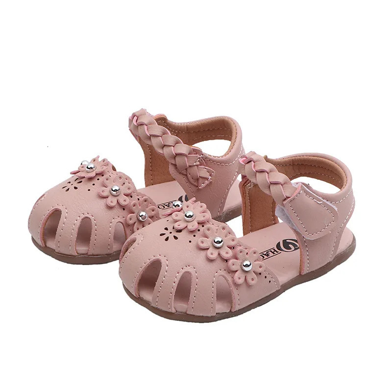 Summer Baby Sandals Girls Soft Bottom Sweet Children Shoes White Pink Little Kids Anti Kick Beach Sandals Toddler Shoes CSH1018 240319