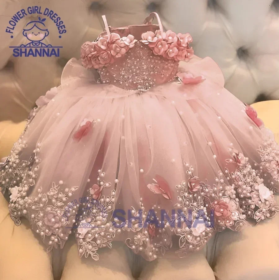 Custom Baby Girl Dress Birthday Party Off Shoulder Pearls Lace Butterflies Infant First Communion Gown Flower Dresses 240312