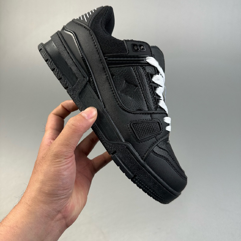 Designer shoes Embossed louiselviuton Trainer Sneaker white black sky blue abloh green denim pink red luxury Virgil mens casual sneakers trainers