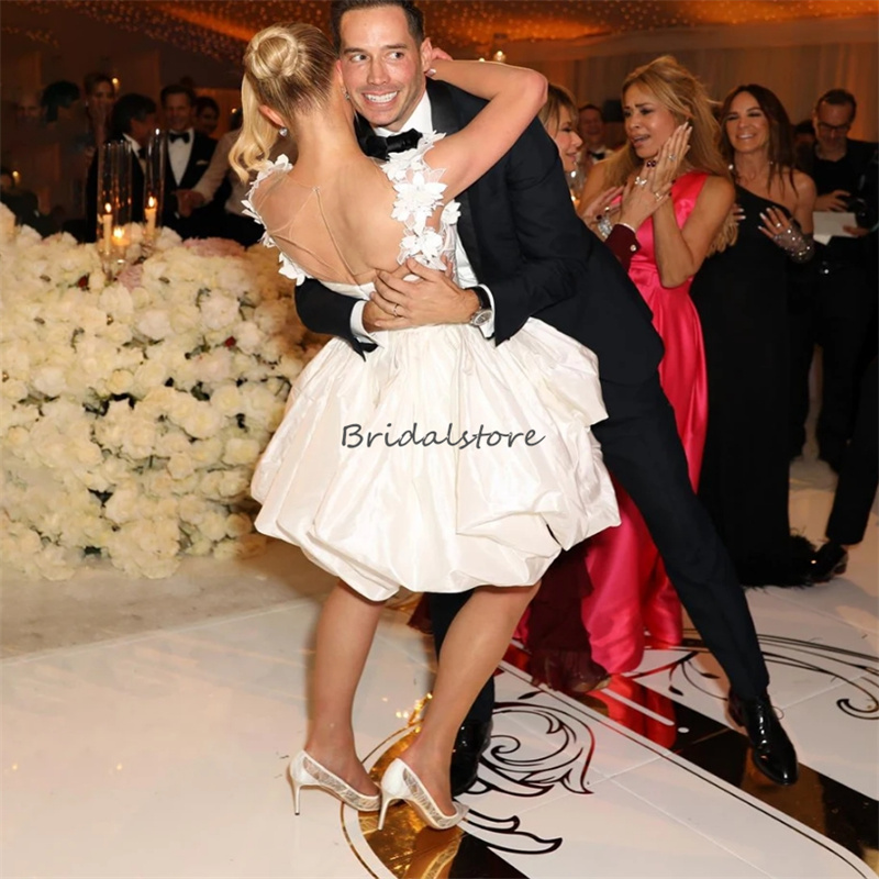 Sexy Mini Short Beach Wedding Dresses 2024 Silky Scoop A Line Boho Bridal Dress Grecian 3D Floral Lace Bride Dress Civil 1920s Country Garden Women Ve