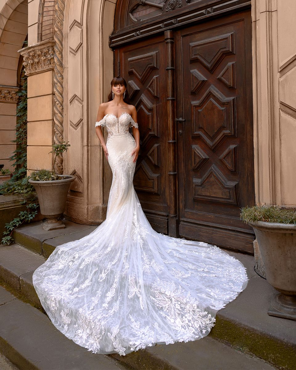 2024 Exquisite Off Shoulder Sleeves Sweetheart Mermaid Wedding Dresses Embroidery Appliques Lace Trumpet Bridal Gowns New Arrival