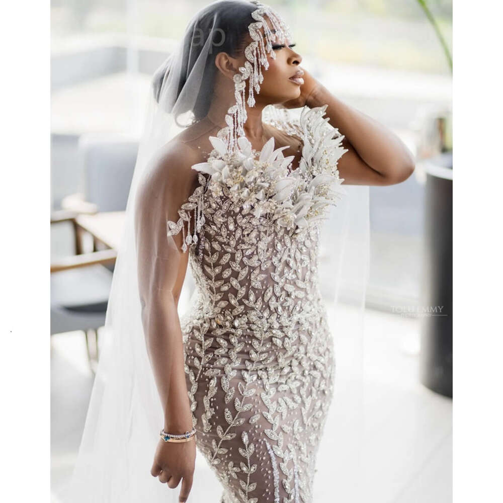 Plus Arabic Aso Ebi Size Illusion Mermaid Luxurious Wedding Dress Crystals Sequined Lace Bridal Gowns Dresses ZJ Es