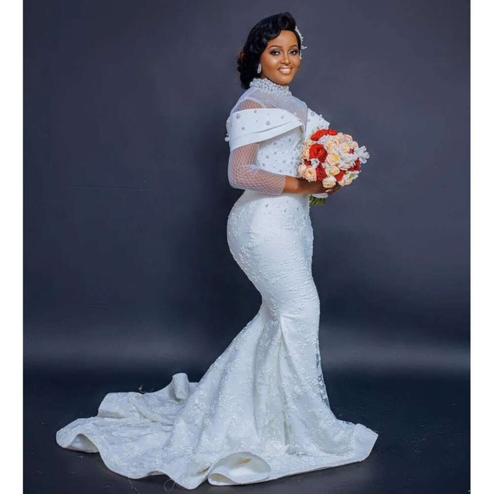 Plus Aso Arabic Size Ebi Luxurious Mermaid Lace Wedding Pearls Long Sleeves Vintage Bridal Gowns Dress