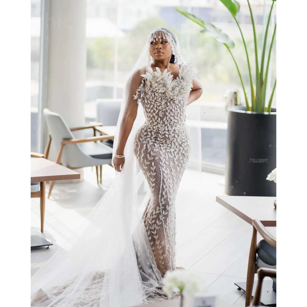 Plus Arabic Aso Ebi Size Illusion Mermaid Luxurious Wedding Dress Crystals Sequined Lace Bridal Gowns Dresses ZJ Es