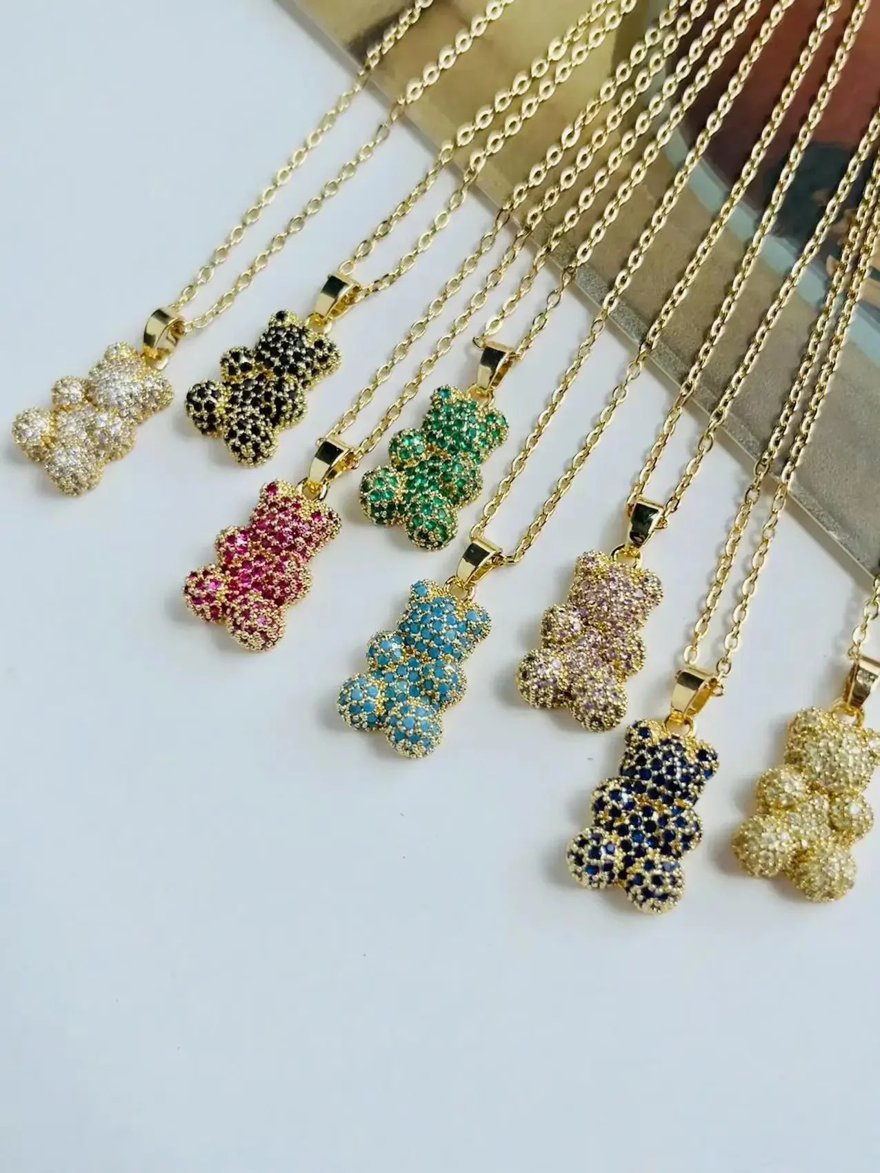 Bear Charms Colorful Zircon Full Rhinestones Animal Bears Pendant Necklaces for Women Collar Korean Necklace Men Jewelry Gifts 240315