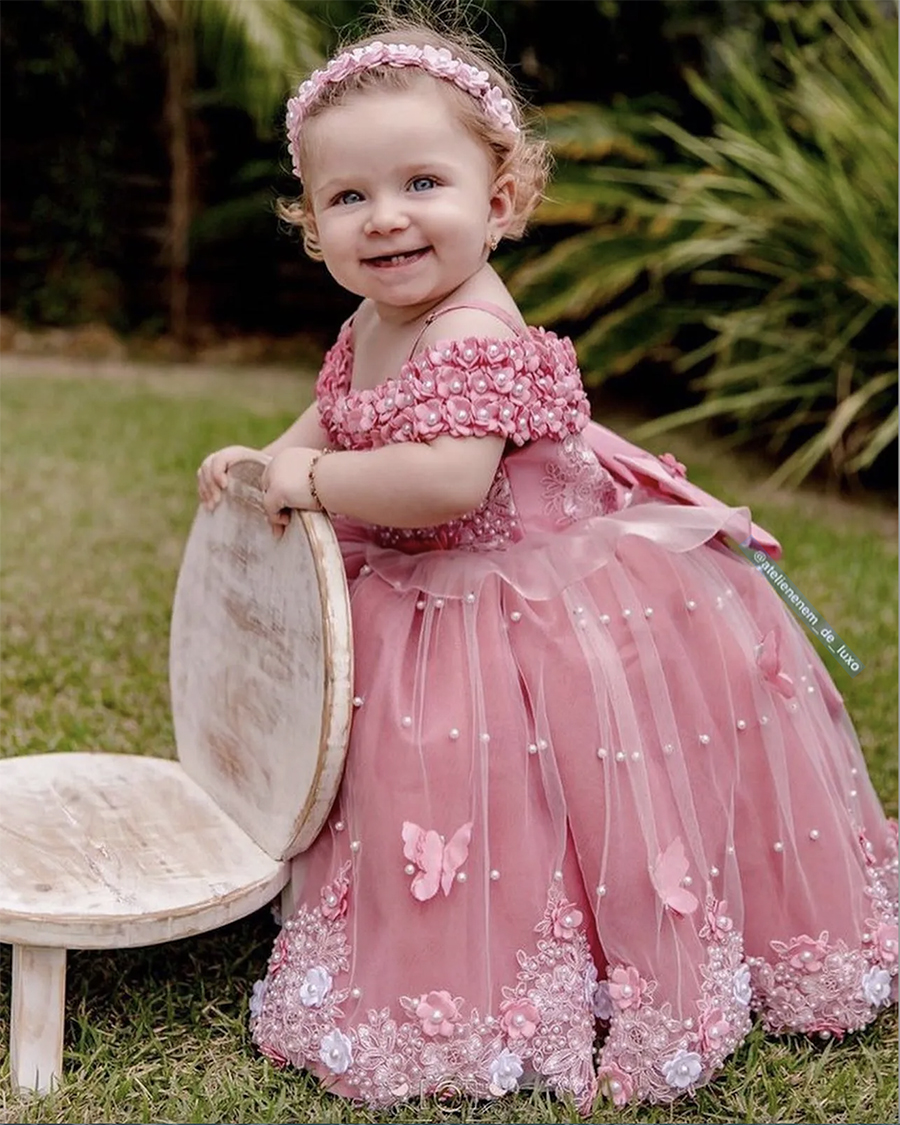 Lovely Pearls Flower Girl Dresses For Wedding Off The Shoulder Lace Appliqued Toddler Pageant Gowns Tulle Floor Length Ball Gown Kids Birthday Dress