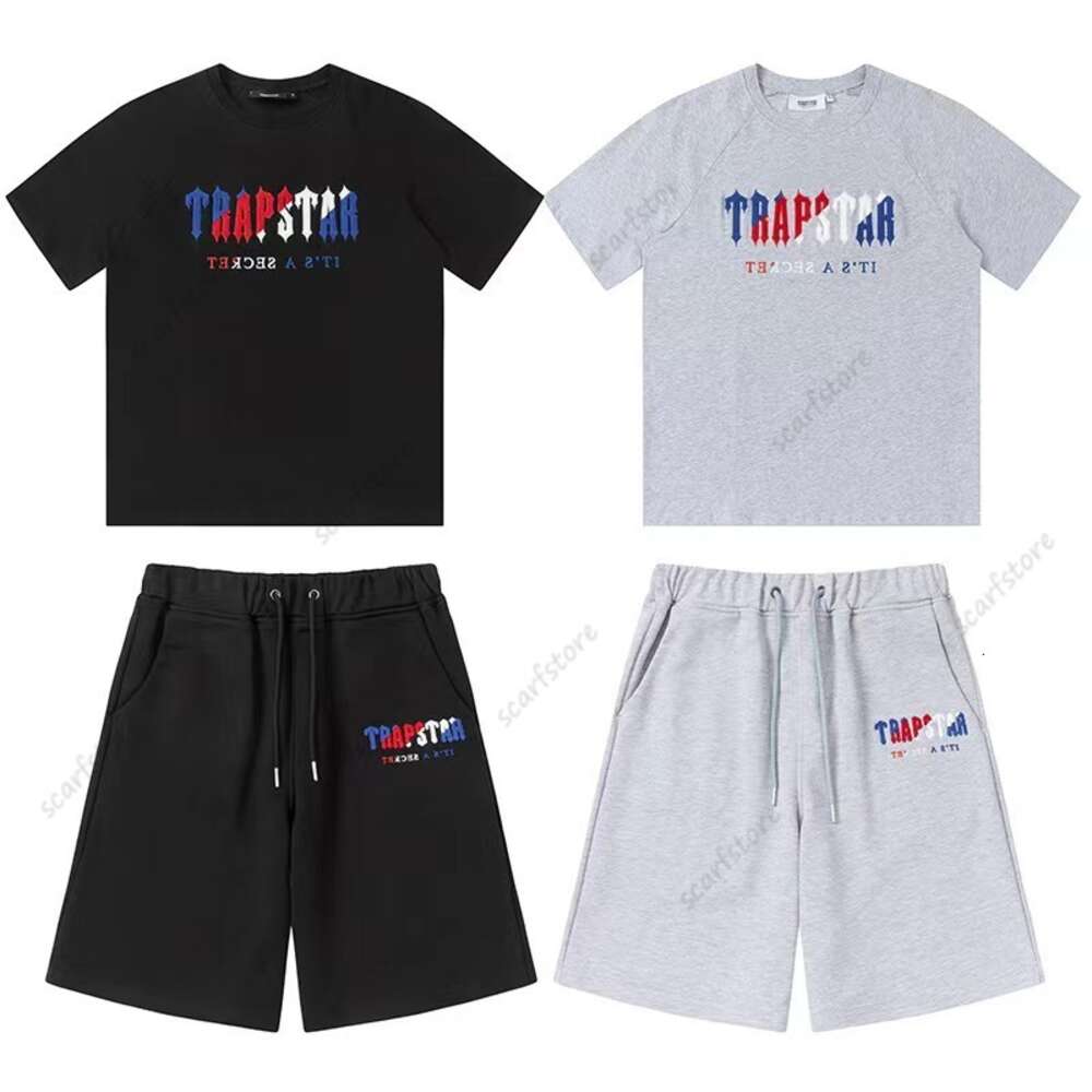 Men's T-Shirts tracksuits Tees Fashion Designer trap embroidery plush letter printe decoration women hot couple US Short Sleeve Loose High Street Casual America