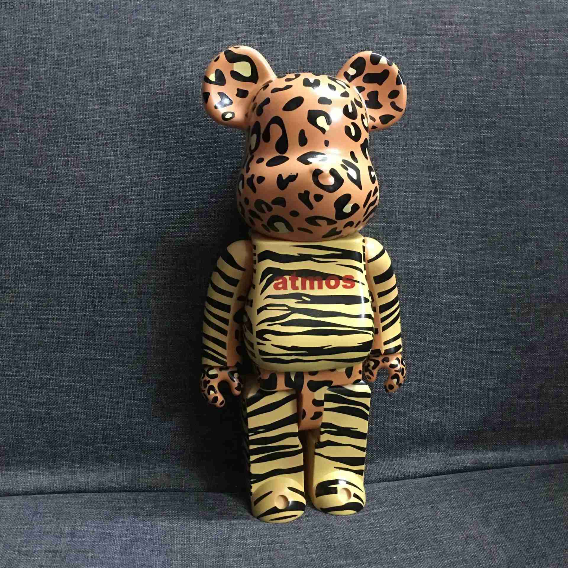 Novelty Items 28cm Bearbrick 400% Action Picture Violent Bear Leopard Print Bearbrick Building Block Home Decoration GiftsL2403