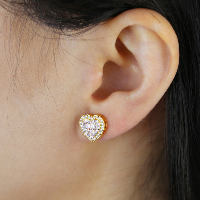 High Quality Cz Paved Heart Stud Earrings in Gold Sier for Women's Fashion and Wedding Jewelry