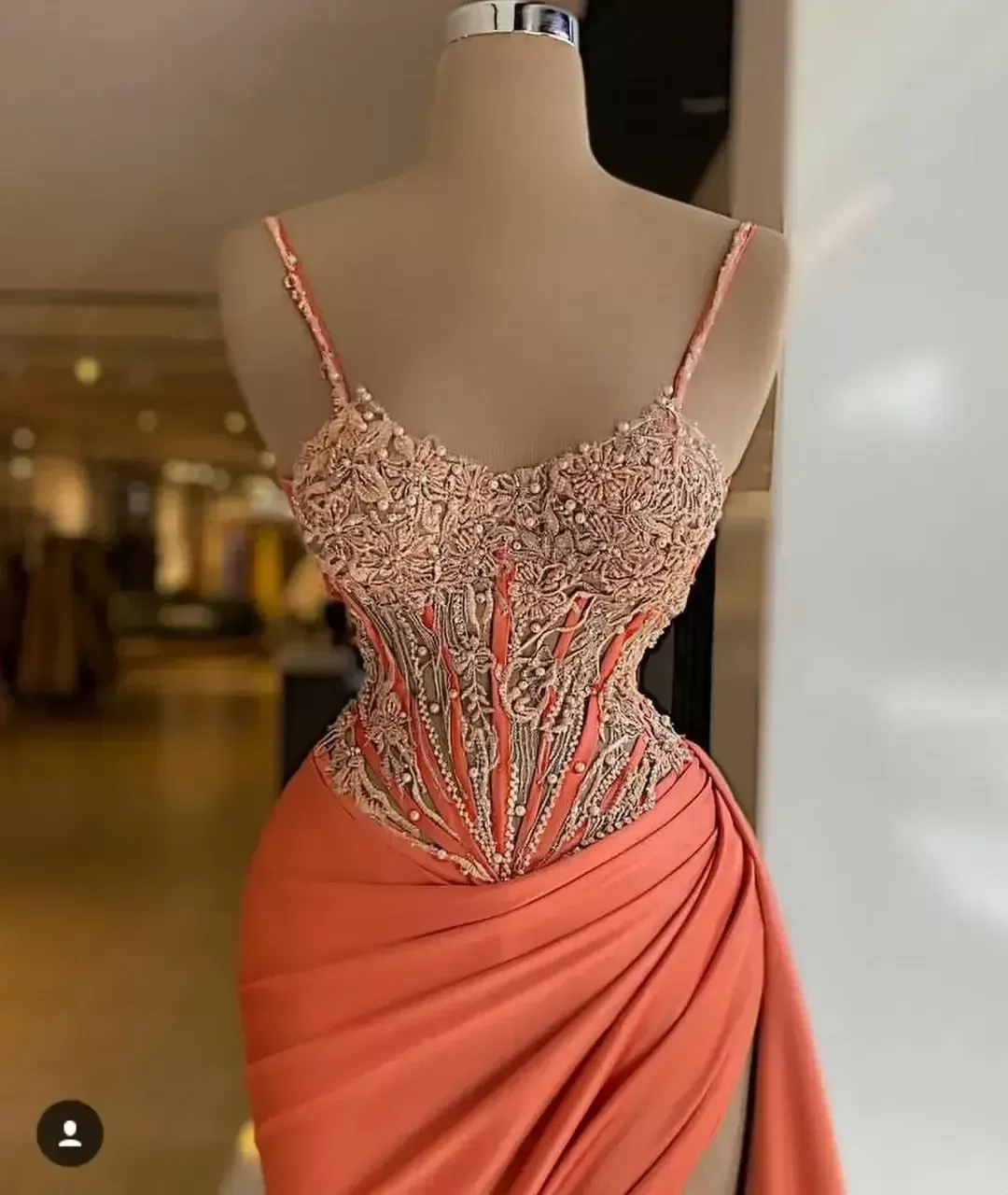 Spaghetti Straps Evening Dresses Ruched Side Split Lace Beaded Formal Prom Party Gowns Elegant Vestido De Dress
