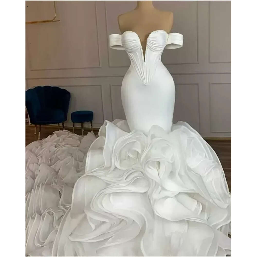 Gorgeous 2022 Mermaid Organza Wedding Dresses Bridal Gowns With Long Train Off The Shoulder Tiered Ruffles Robe De Marie