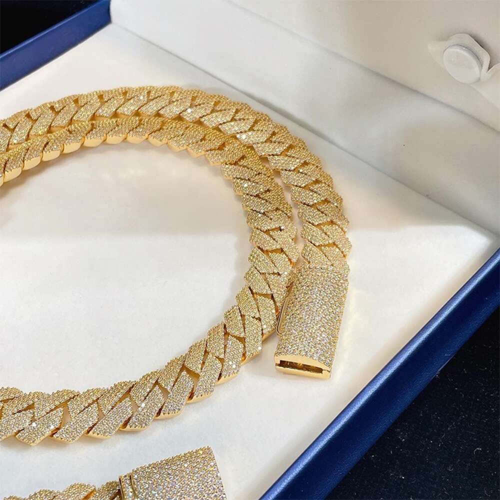 Aaa Gems 4 Row Vvs Moissanite Mens Chain Silver 925 Plated 18k Yellow Gold Hip Hop Moissanite Cuban Link Chain