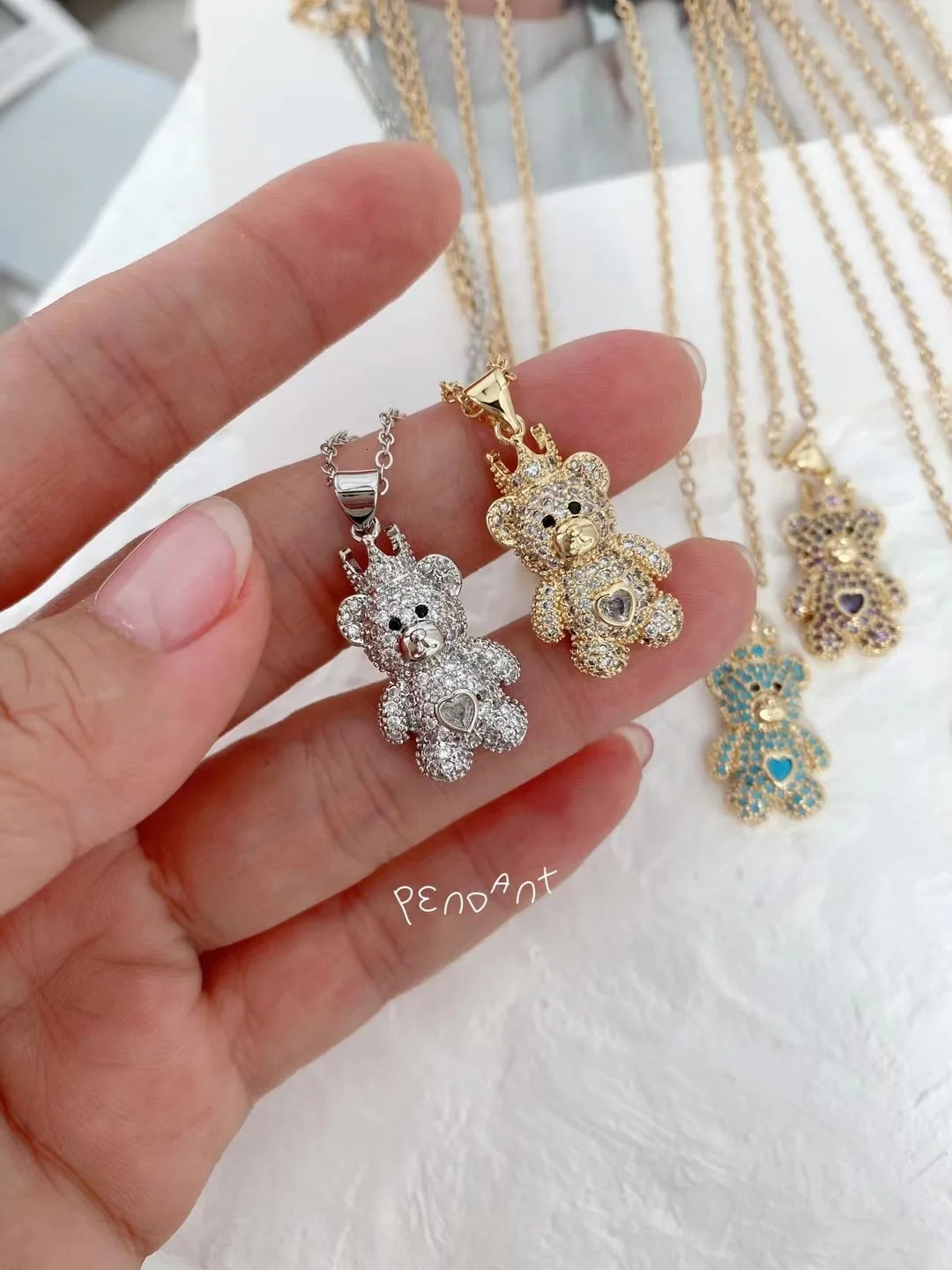 5PCS Fashion Delicate Bear Necklace Shiny Cubic Zirconia Cute Cartoon Bear Pendant Necklace for Women Party Birthday Gift Jewel 240315