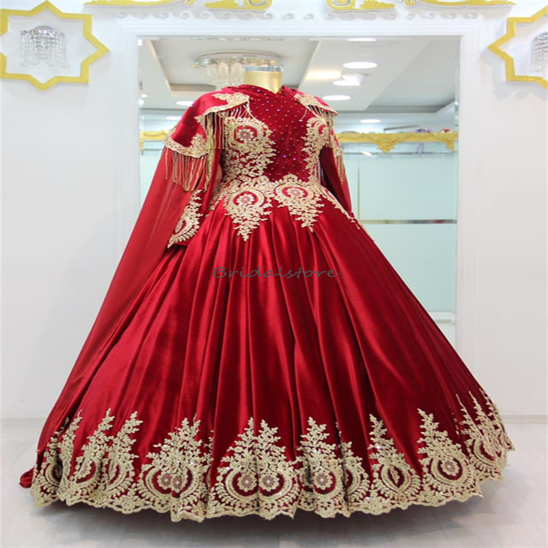 Luxury Green Red Muslimah Wedding Dress Turkish Islamic High Neck Muslim Bridal Gowns Beaded Gold Appliques Arabian Dubai Gothic Bride Dress Medieval 